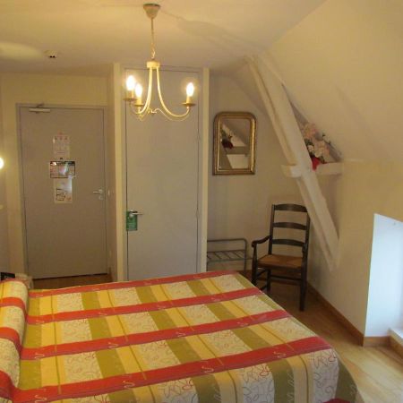 ホテル Le Relais De La Tour Capdenac-Gare エクステリア 写真