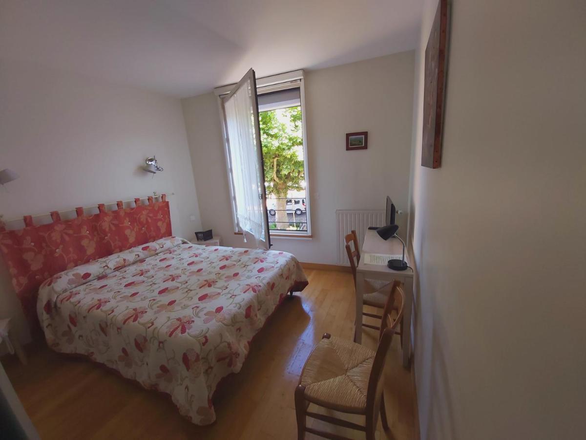 ホテル Le Relais De La Tour Capdenac-Gare エクステリア 写真